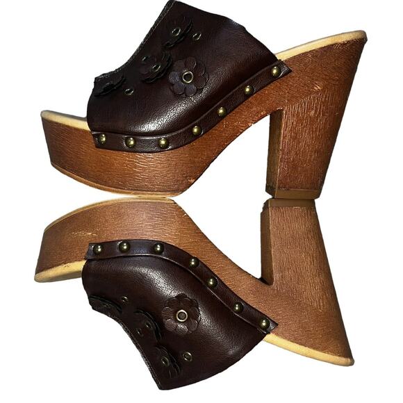Dolce by Mojo Moxy Brown Platform Wedge Clogs 70s Boho Floral Studded Sz 7M - Picture 5 of 11